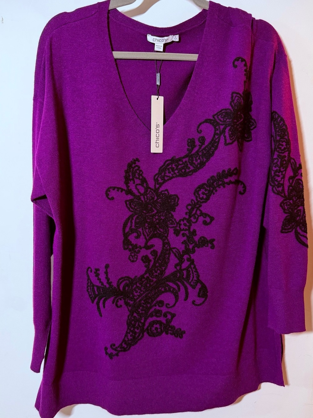 Chico's Magenta V-Neck Sweater with Black Floral Scroll